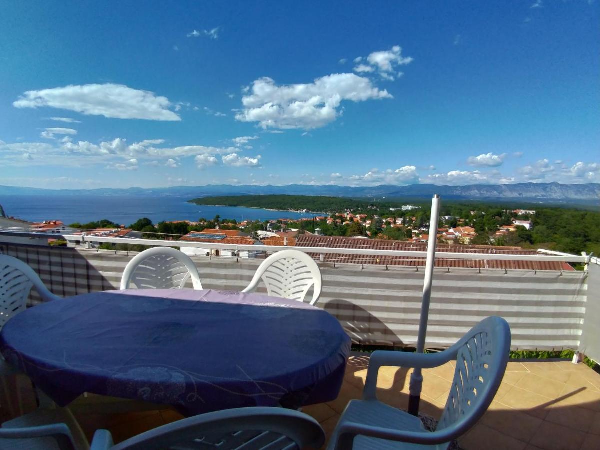 Apartment Njivice 15904B 외부 사진